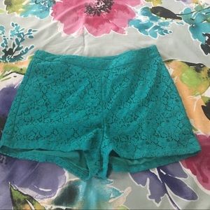 Supper cute lace shorts